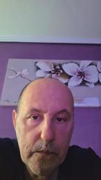 Gusy2710 webcam model stream image