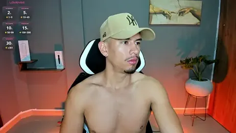 Aaronfox_x webcam model stream image