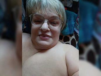 LLIyJluk webcam model stream image