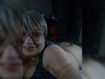 LLIyJluk webcam model stream image