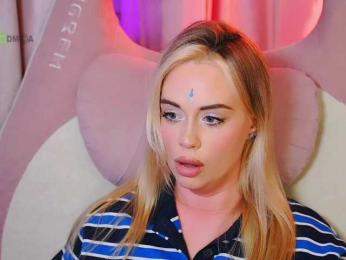 -ANN webcam bongacams model stream image