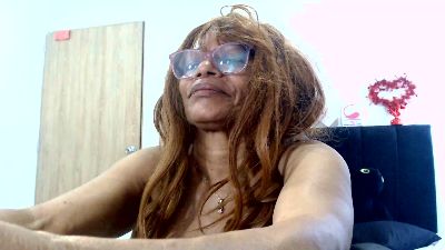 BustyXMilf webcam cam4 model stream image