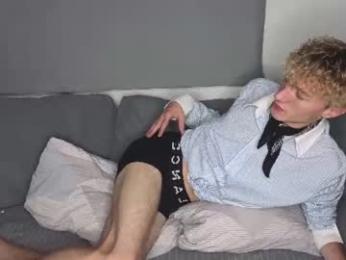 successful_kevin webcam model stream image