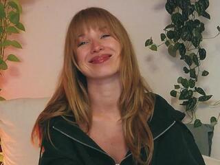 Emma Wilde webcam flirt4free model stream image
