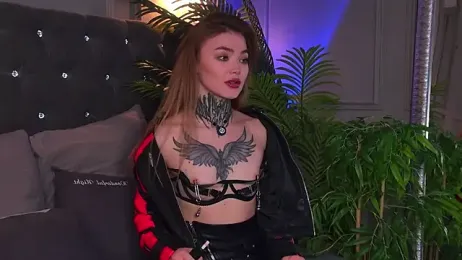 AriWild webcam model stream image