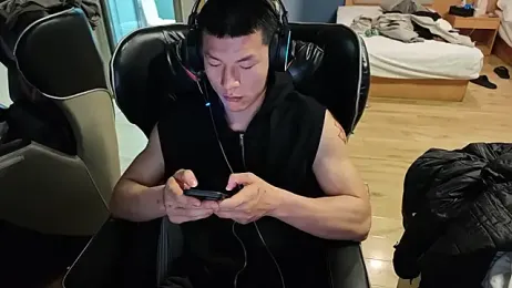 AAASuck webcam model stream image