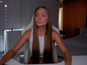 eVvushka webcam model stream image