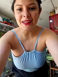 Isa_bella95 webcam stripchat model stream image