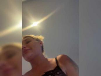Tvoyasamka77 webcam model stream image