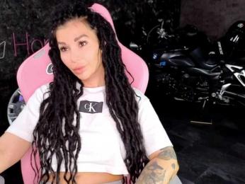 -BABAYAGA- webcam model stream image