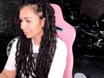 -BABAYAGA- webcam model stream image