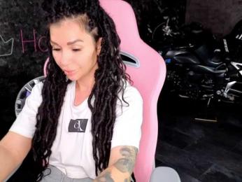 -BABAYAGA- webcam model stream image