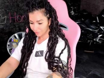 -BABAYAGA- webcam bongacams model stream image