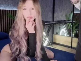 fox_eyesavage webcam model stream image