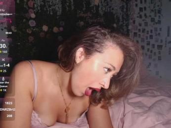 LyraCovee webcam bongacams model stream image