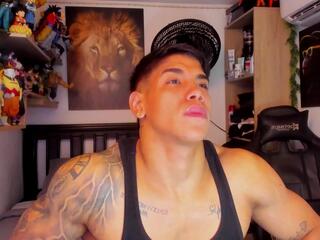 William Dracko webcam model stream image