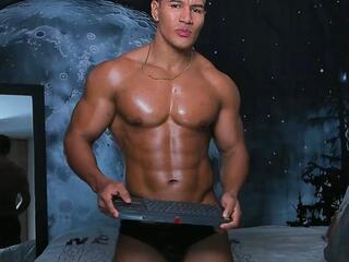 Cris Cruz webcam flirt4free model stream image