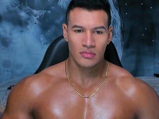Cris Cruz webcam flirt4free model stream image