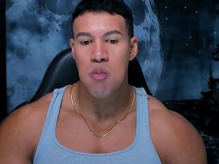 Cris Cruz webcam flirt4free model stream image