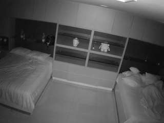 voyeurcam-casa-salsa-versus-room webcam camsoda model stream image