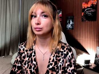 matreshka_ webcam model stream image