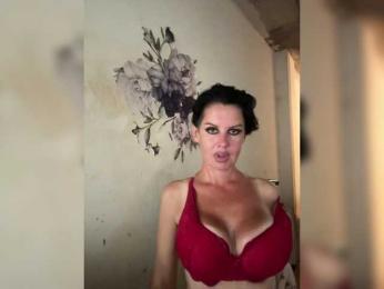 RoyalBreasts webcam model stream image