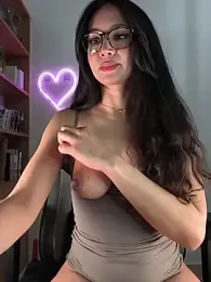 Naughty-Jessie webcam model stream image