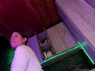 laurenhills webcam model stream image