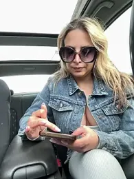 AnissaHale webcam model stream image