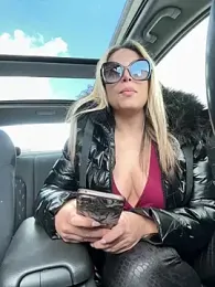 AnissaHale webcam model stream image