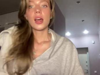 angel_from_sky webcam model stream image