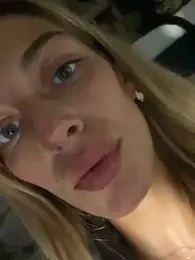 Bellalolahot webcam model stream image