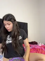 Haru_Ozk webcam model stream image