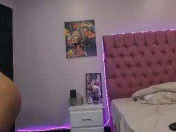 mazeekiin webcam model stream image