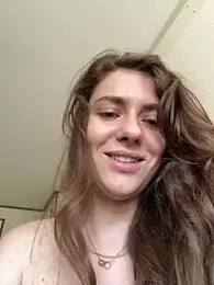 MariiD webcam stripchat model stream image