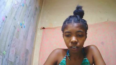 Ornelahkiss webcam model stream image