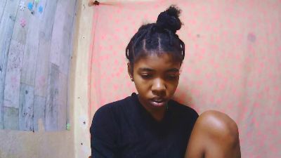 Ornelahkiss webcam model stream image