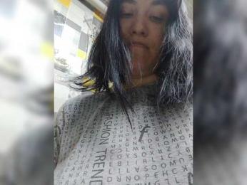 Xo4y-SeXa webcam model stream image