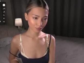 viviangood webcam model stream image