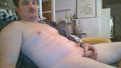 moinuxxx webcam model stream image