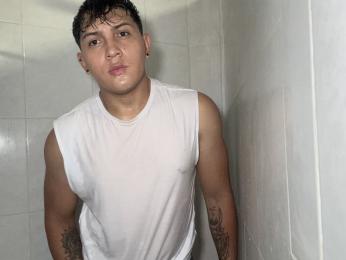 AlejandroGomez webcam model stream image