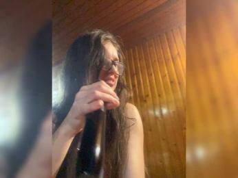 MayLily webcam model stream image