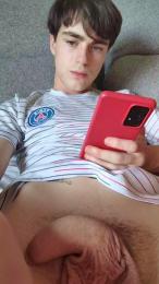 Aig2004 webcam model stream image