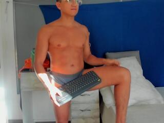 Angelo Vitale webcam model stream image