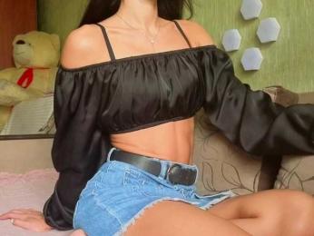 Karolina-Black8 webcam model stream image