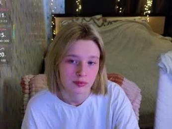 babees_eva webcam model stream image