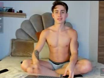 manucute_23_ webcam model stream image
