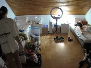voyeurcam-julmodels-greybed-3 webcam camsoda model stream image