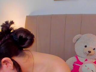 Bella Fontana webcam model stream image