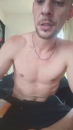 Moorenitoo32 webcam model stream image